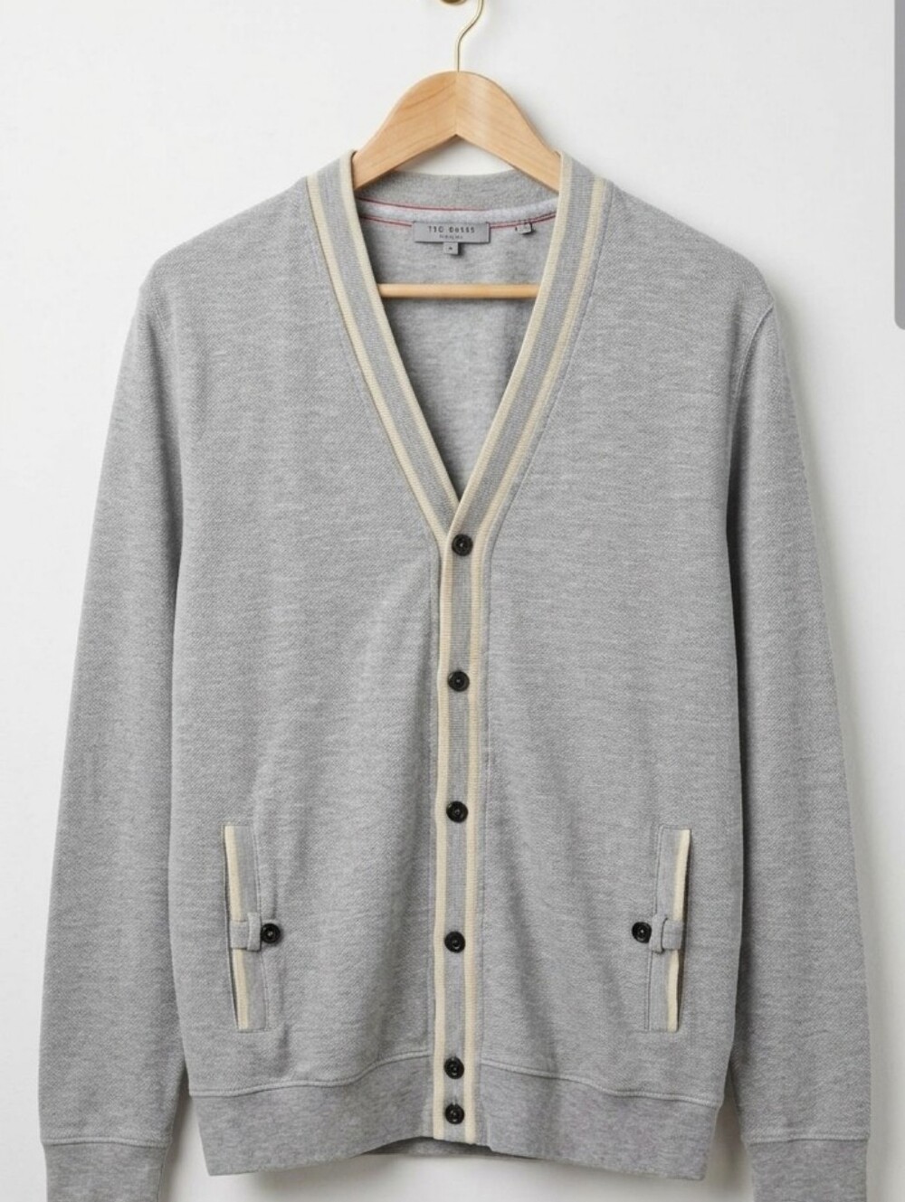 Ted Baker Preppy V-Neck Sweater Size Large